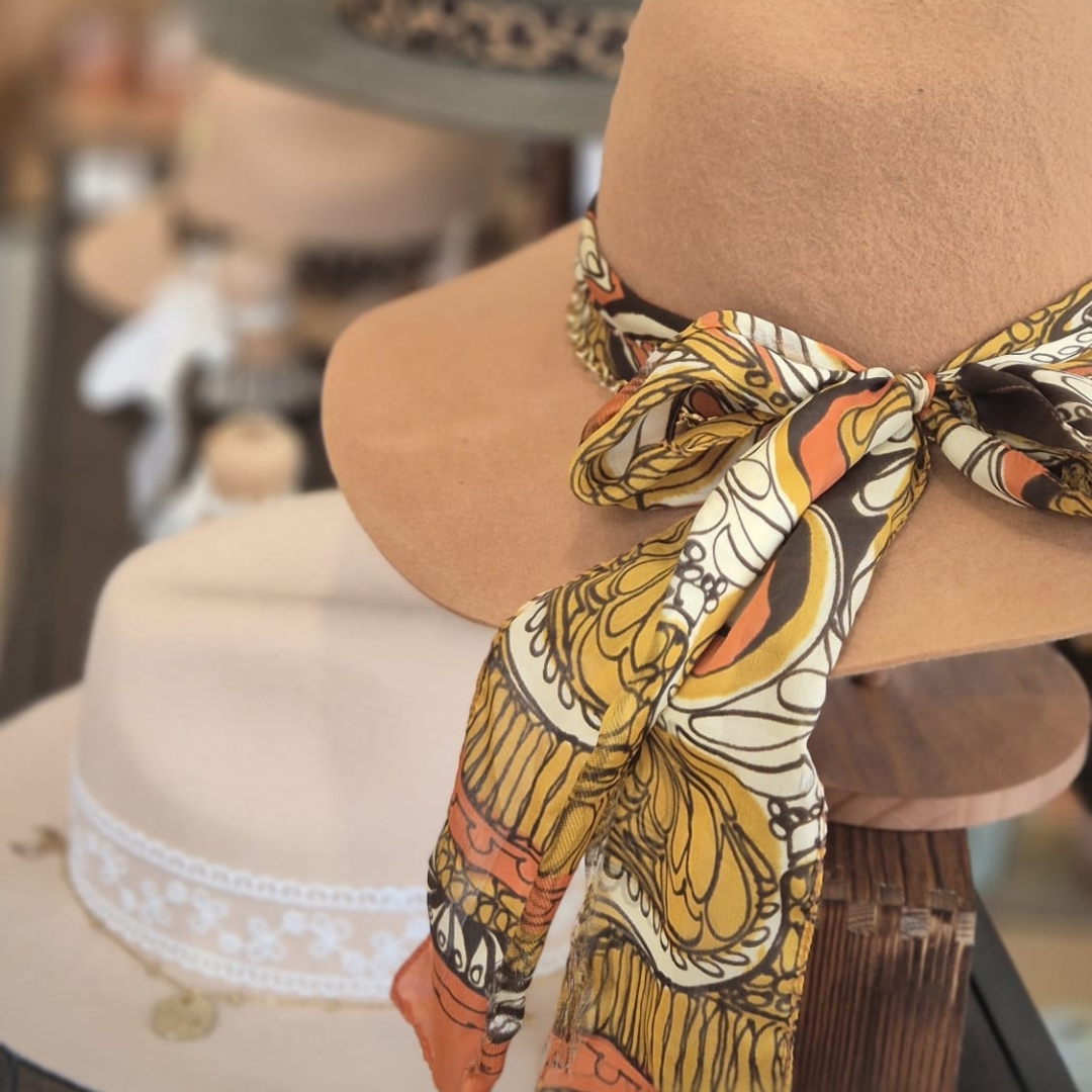 Chapeau femme créatrice artisan Reims